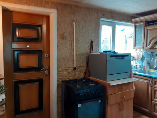 Продам двухкомнатную (2-комн.) квартиру, Фабричный спуск, 6, Симферополь г
