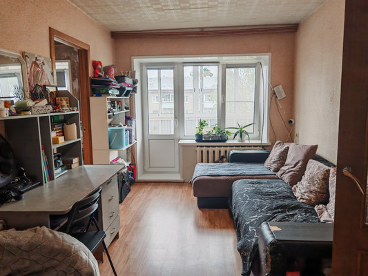 Продам двухкомнатную (2-комн.) квартиру, Советская ул, 33, Мишеронский рп