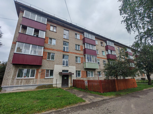 Продам двухкомнатную (2-комн.) квартиру, Советская ул, 33, Мишеронский рп