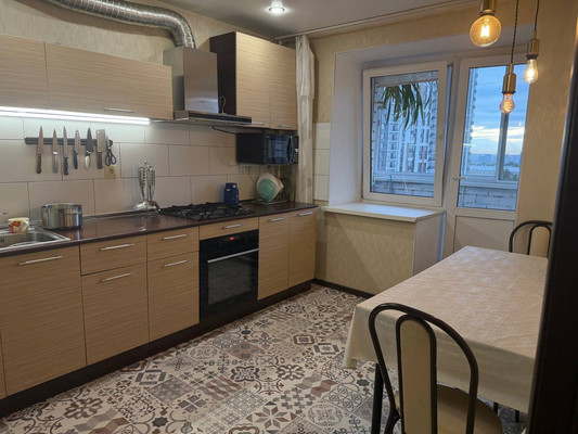 Продам однокомнатную (1-комн.) квартиру, Космонавтов ул, 6А, Казань г