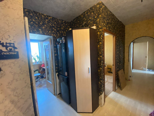 Продам трехкомнатную (3-комн.) квартиру, 23-й км Рязанского (Птицефабрика мкр.) ш, 28, Томилино рп