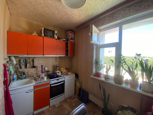 Продам трехкомнатную (3-комн.) квартиру, 23-й км Рязанского (Птицефабрика мкр.) ш, 28, Томилино рп