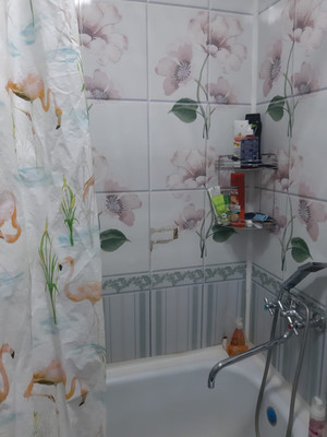 Продам трехкомнатную (3-комн.) квартиру, Ленина ул, 43, Волгодонск г