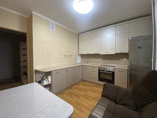 Продам двухкомнатную (2-комн.) квартиру, Западный Обход ул, 39/1к5, Краснодар г
