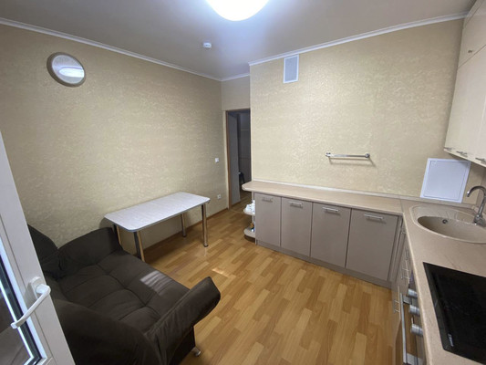 Продам двухкомнатную (2-комн.) квартиру, Западный Обход ул, 39/1к5, Краснодар г