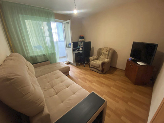Продам двухкомнатную (2-комн.) квартиру, Западный Обход ул, 39/1к5, Краснодар г