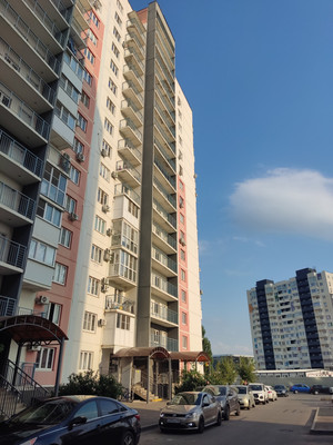 Продам двухкомнатную (2-комн.) квартиру, Западный Обход ул, 39/1к5, Краснодар г
