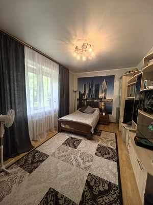 Продам трехкомнатную (3-комн.) квартиру, Большевистский пер, 2А, Дмитров г