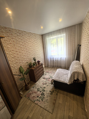 Продам трехкомнатную (3-комн.) квартиру, Большевистский пер, 2А, Дмитров г