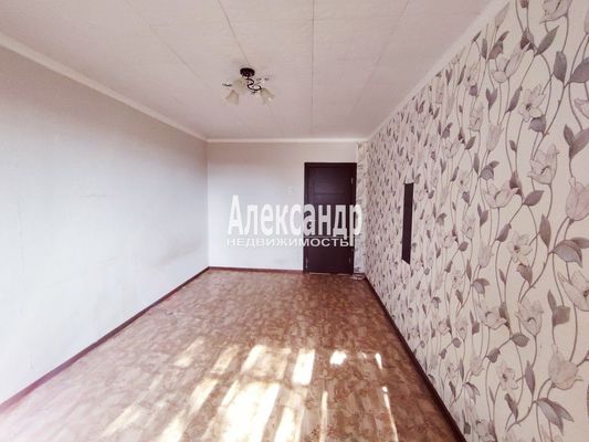 Продам двухкомнатную (2-комн.) квартиру, 42, Торфяное п