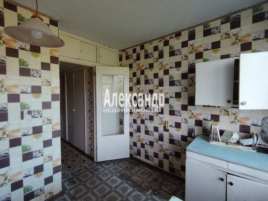 Продам двухкомнатную (2-комн.) квартиру, 42, Торфяное п