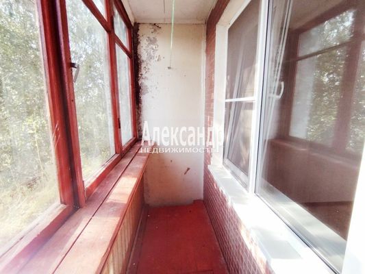 Продам двухкомнатную (2-комн.) квартиру, 42, Торфяное п