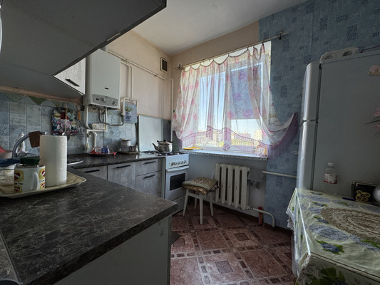 Продам двухкомнатную (2-комн.) квартиру, Киевская ул, 124, Симферополь г