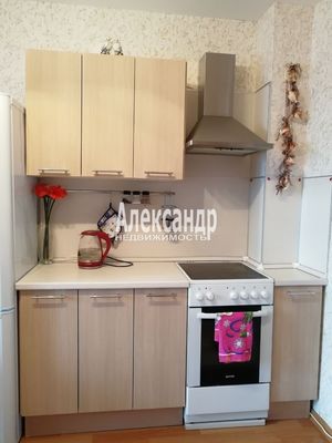 Продам однокомнатную (1-комн.) квартиру, Фёдора Абрамова ул, 8, Парголово п