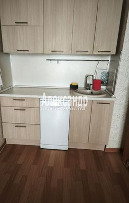 Продам однокомнатную (1-комн.) квартиру, Фёдора Абрамова ул, 8, Парголово п