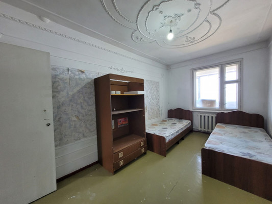 Продам трехкомнатную (3-комн.) квартиру, Фрунзе ул, 9к3, Баксан г