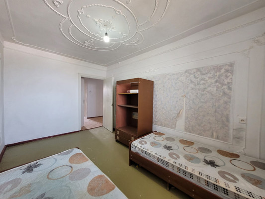 Продам трехкомнатную (3-комн.) квартиру, Фрунзе ул, 9к3, Баксан г
