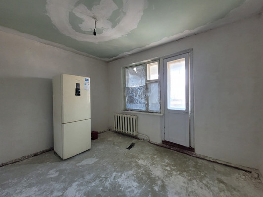 Продам трехкомнатную (3-комн.) квартиру, Фрунзе ул, 9к3, Баксан г