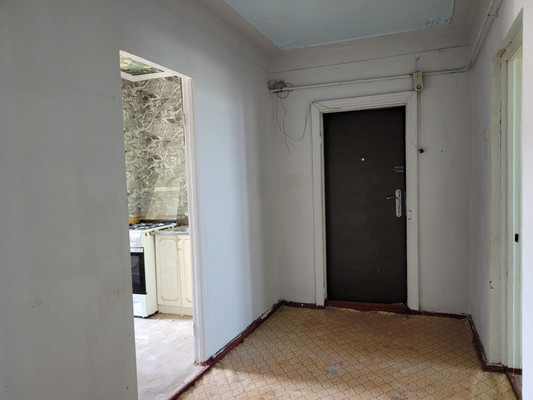 Продам трехкомнатную (3-комн.) квартиру, Фрунзе ул, 9к3, Баксан г