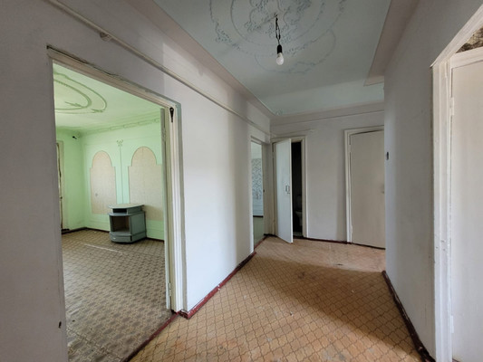 Продам трехкомнатную (3-комн.) квартиру, Фрунзе ул, 9к3, Баксан г