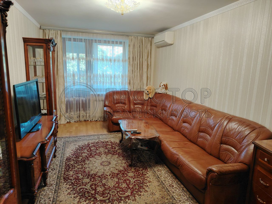 Продам трехкомнатную (3-комн.) квартиру, Ленинградский пр-кт, 45к3, Москва г