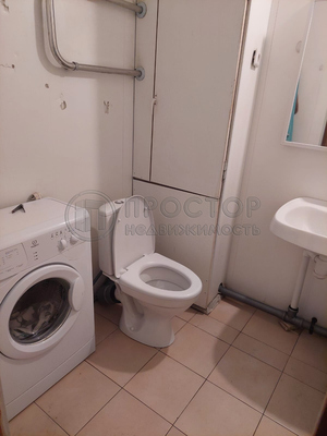 Продам однокомнатную (1-комн.) квартиру, Бескудниковский б-р, 27к4, Москва г