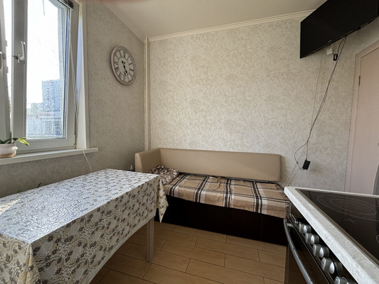 Продам однокомнатную (1-комн.) квартиру, Гурьевский проезд, 29к1, Москва г