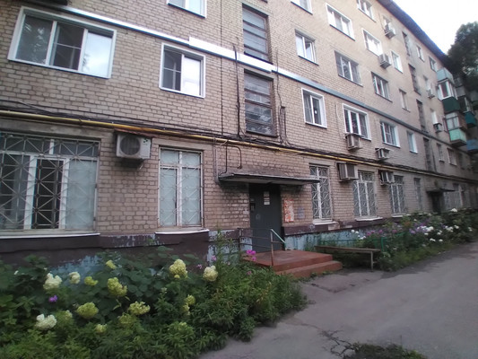 Продам двухкомнатную (2-комн.) квартиру, Кулакова ул, 8, Пенза г