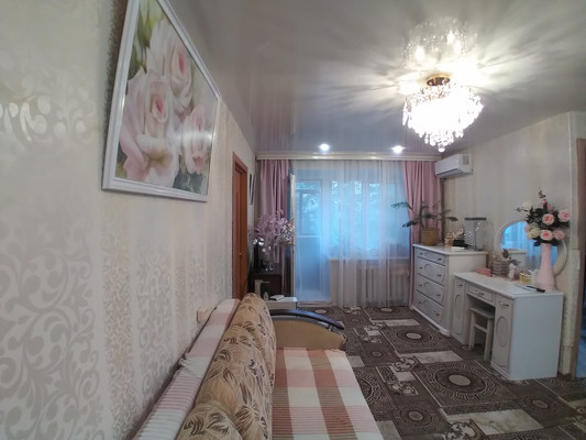 Продам двухкомнатную (2-комн.) квартиру, Кулакова ул, 8, Пенза г