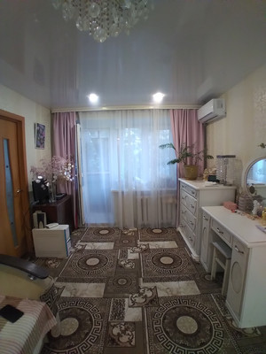 Продам двухкомнатную (2-комн.) квартиру, Кулакова ул, 8, Пенза г