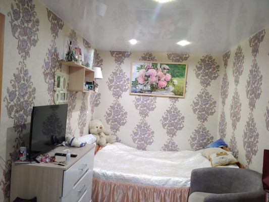 Продам двухкомнатную (2-комн.) квартиру, Кулакова ул, 8, Пенза г