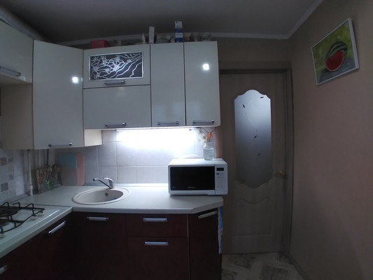 Продам двухкомнатную (2-комн.) квартиру, Кулакова ул, 8, Пенза г