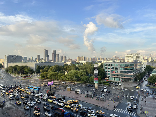 Продам двухкомнатную (2-комн.) квартиру, Дмитровка Б. ул, 2, Москва г