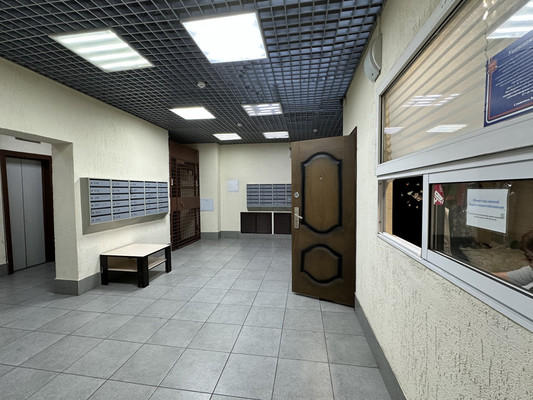 Продам двухкомнатную (2-комн.) квартиру, Дмитровка Б. ул, 2, Москва г