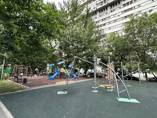 Продам двухкомнатную (2-комн.) квартиру, Дмитровка Б. ул, 2, Москва г