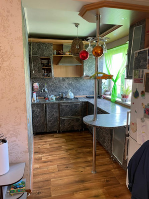 Продам трехкомнатную (3-комн.) квартиру, Строителей пр-кт, 41, Волгодонск г