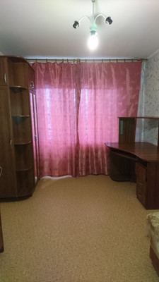 Продам комнату в 6-комн. квартире, Ударников пр-кт, 36к1, Санкт-Петербург г