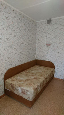 Продам комнату в 6-комн. квартире, Ударников пр-кт, 36к1, Санкт-Петербург г