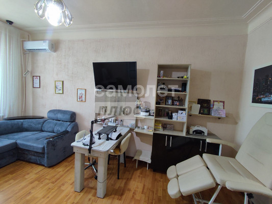 Продам двухкомнатную (2-комн.) квартиру, Ленина ул, 80, Славянск-на-Кубани г