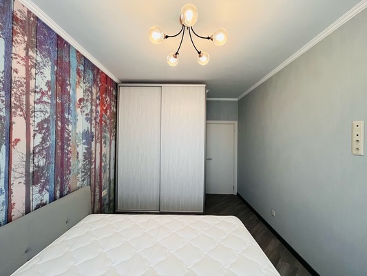 Продам однокомнатную (1-комн.) квартиру, Чкалова ул, 18, Рязань г