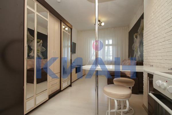 Продам однокомнатную (1-комн.) квартиру, Калинина ул, 15, Красноярск г