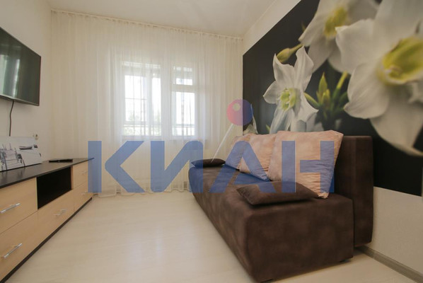 Продам однокомнатную (1-комн.) квартиру, Калинина ул, 15, Красноярск г