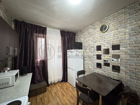 Продам двухкомнатную (2-комн.) квартиру, Кирова ул, 9к5, Люберцы г