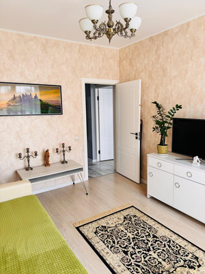 Продам двухкомнатную (2-комн.) квартиру, академика Северина (Мирный мкр.) ул, 7к1, Мирный п
