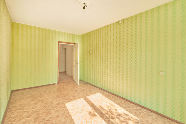 Продам трехкомнатную (3-комн.) квартиру, Партизанская ул, 101, Иркутск г