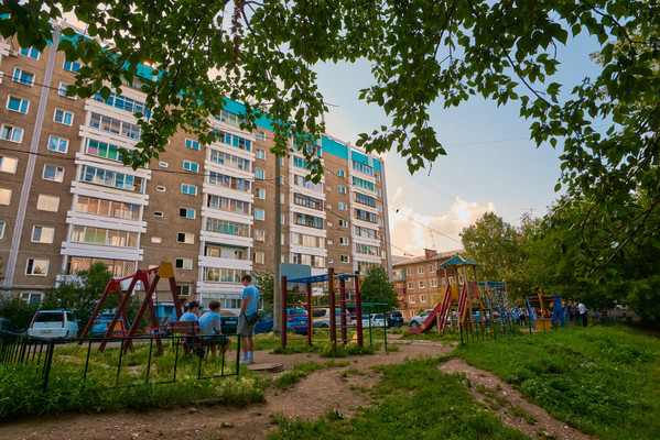 Продам трехкомнатную (3-комн.) квартиру, Партизанская ул, 101, Иркутск г