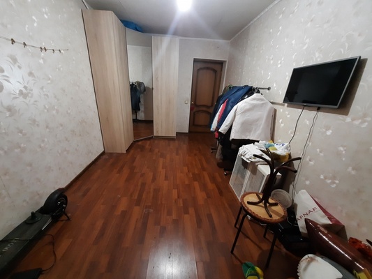 Продам трехкомнатную (3-комн.) квартиру, Первомайская ул, 1, Подольск г