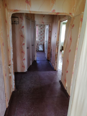 Продам трехкомнатную (3-комн.) квартиру, Рябикова б-р, 32А, Иркутск г