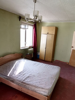 Продам трехкомнатную (3-комн.) квартиру, Рябикова б-р, 32А, Иркутск г