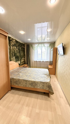 Продам трехкомнатную (3-комн.) квартиру, Мичурина ул, 20, Иркутск г